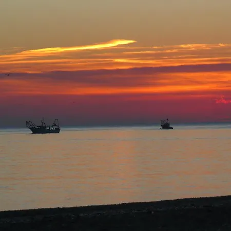 Villino Giovanna Wi-fi Ac Prima Fila Mare Pineta Panzió