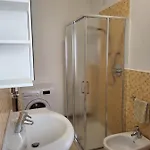 Villino Giovanna Wi-fi Ac Prima Fila Mare Pineta Bed and breakfast