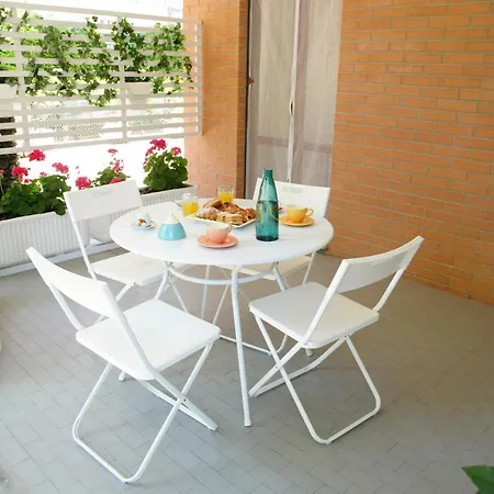 לינה וארוחת בוקר Villino Giovanna Wi-fi Ac Prima Fila Mare Pineta Porto SantʼElpidio